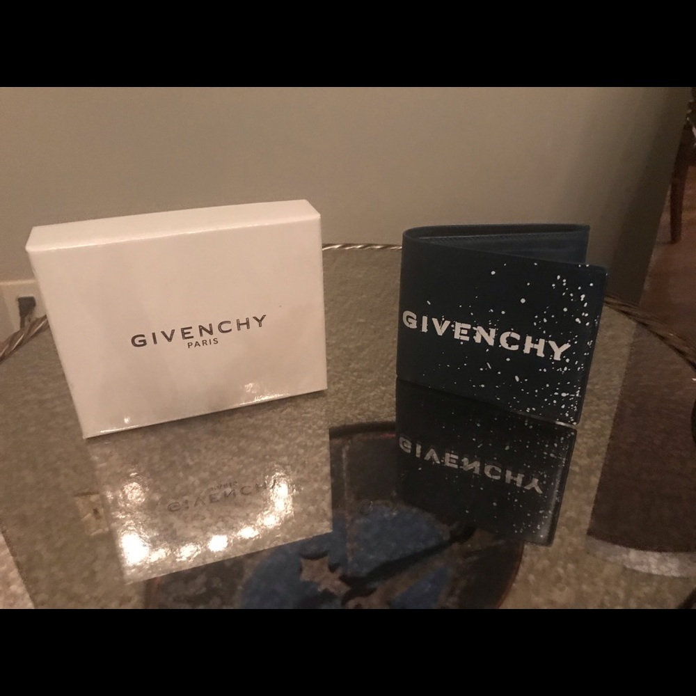 NEW Givenchy Wallet!